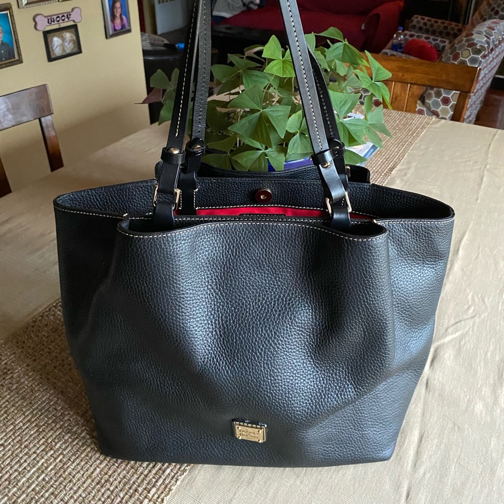 Dooney & Bourke Large City Flynn Tote